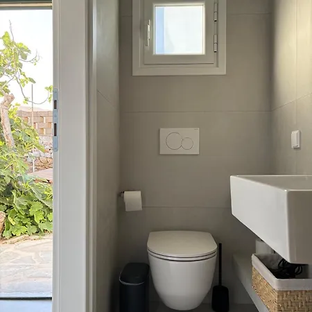 Eleni's Apartman Karavosztászisz